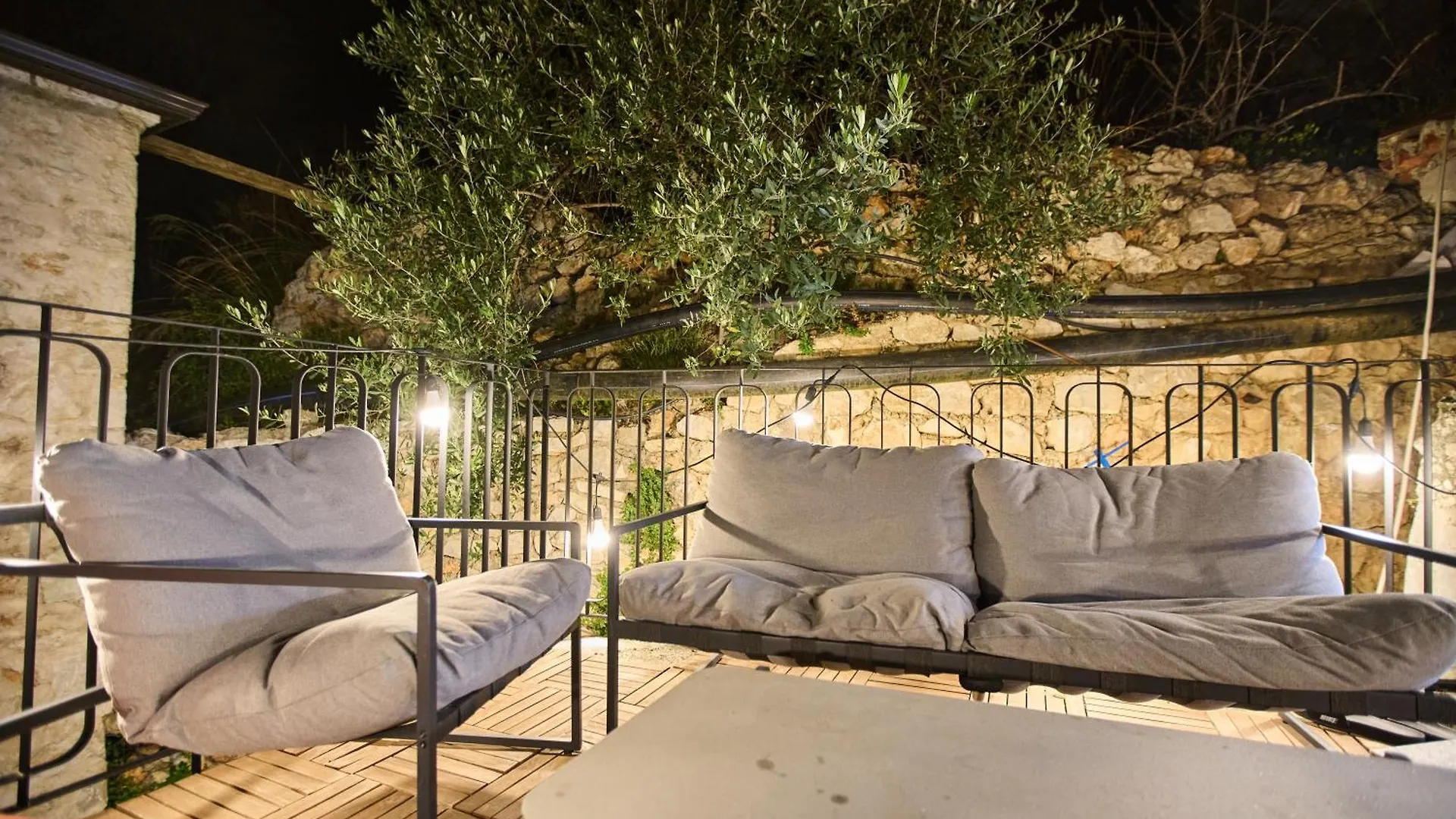 Zens Villa Dhermi Village Escape 0*,